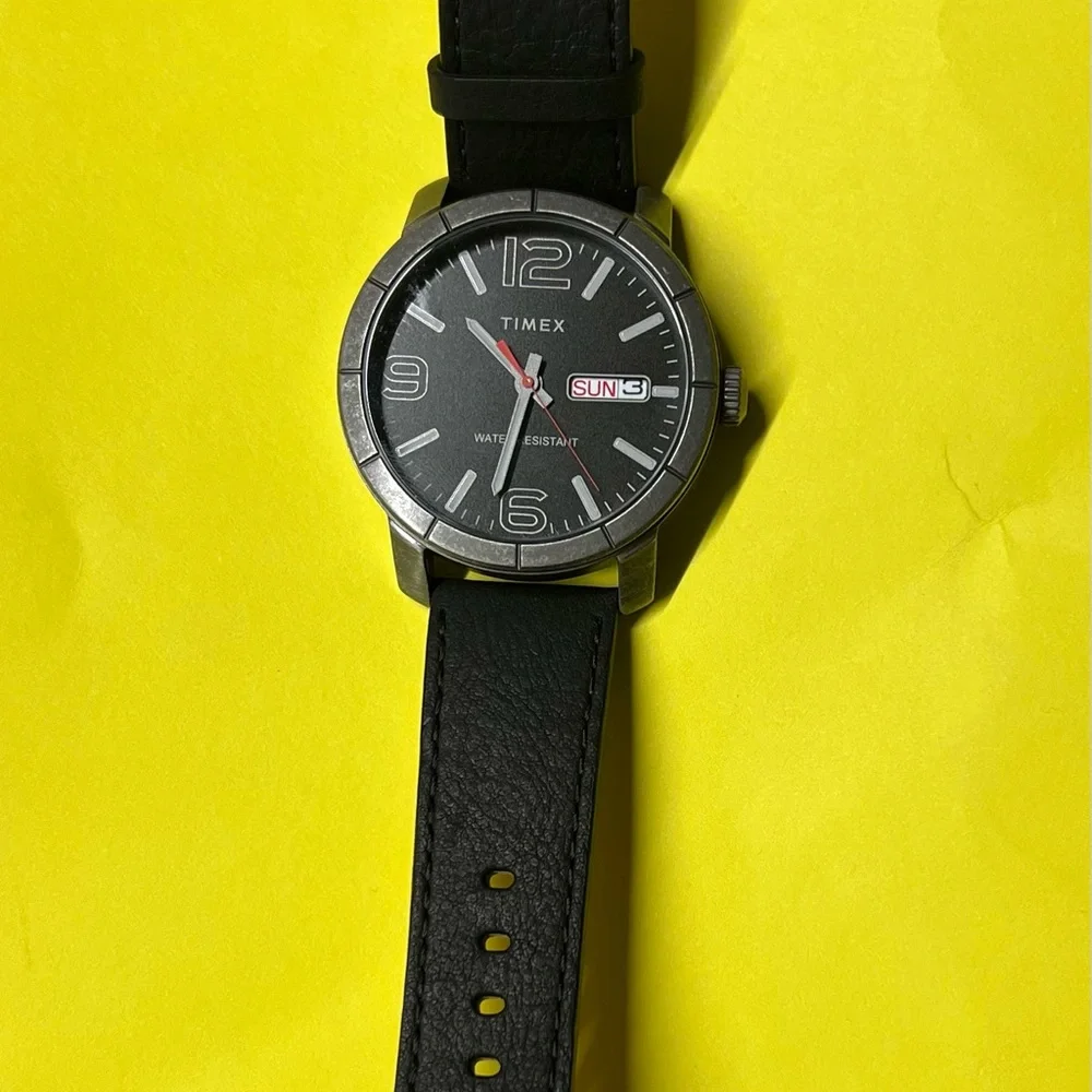 Timex‎ TW2T72600 Men's Black Leather Strap Black Dial Analog Watch